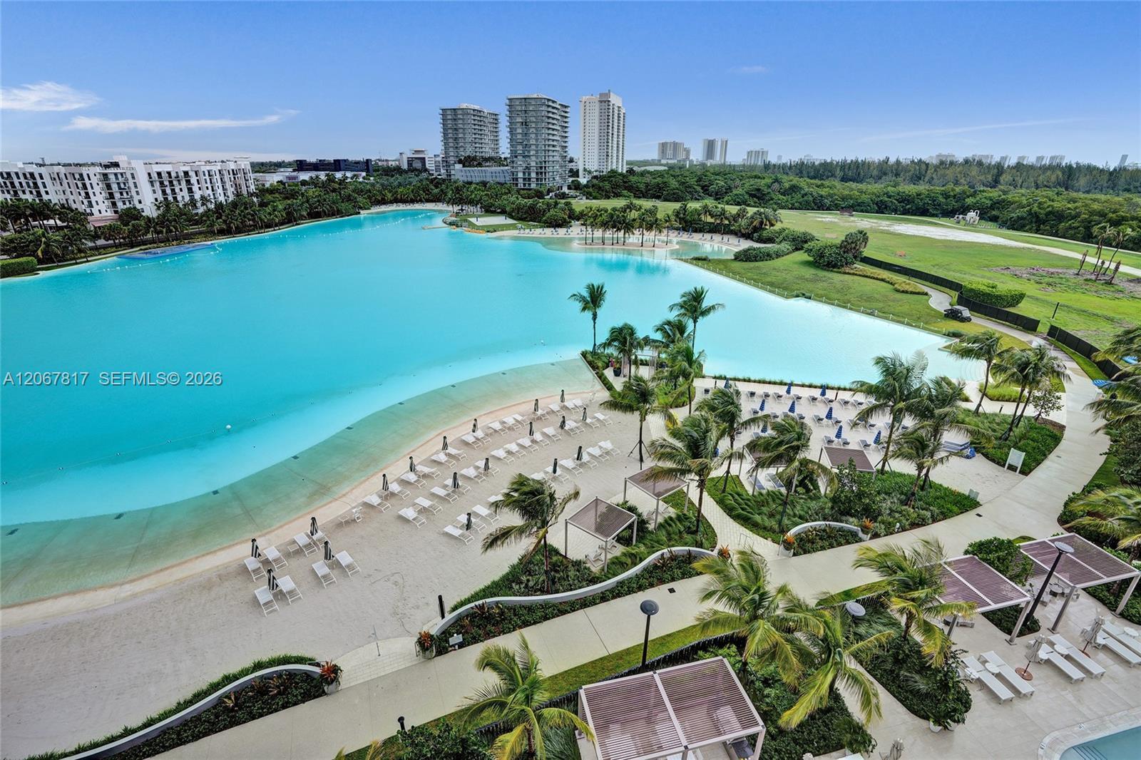 2411 Laguna Cir # 1805, North Miami FL 33181 photo 3