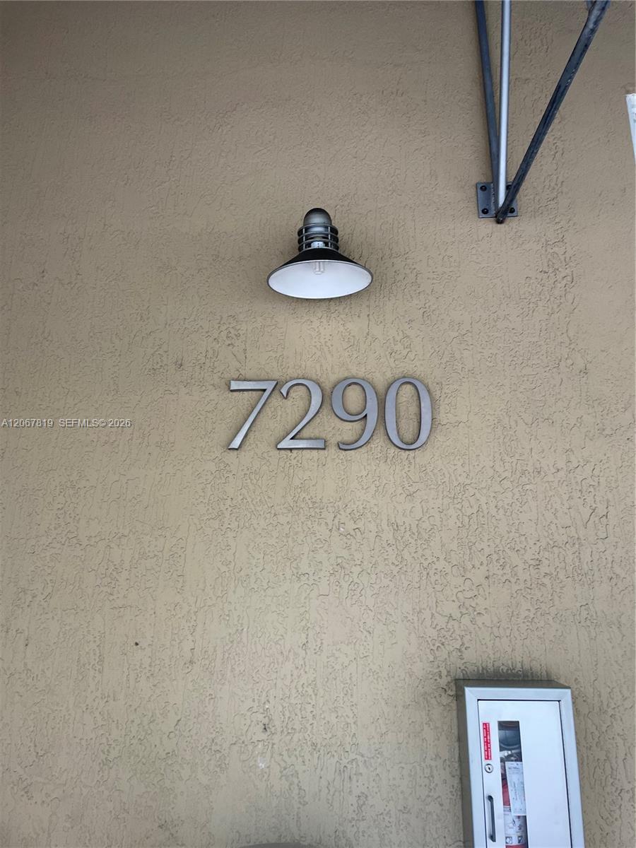 7290 SW 90th St # 207, Miami FL 33156