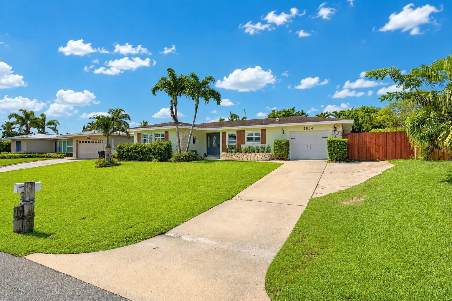 3854 BUTTERCUP Circle S, Palm Beach Gardens FL 33410 photo 3