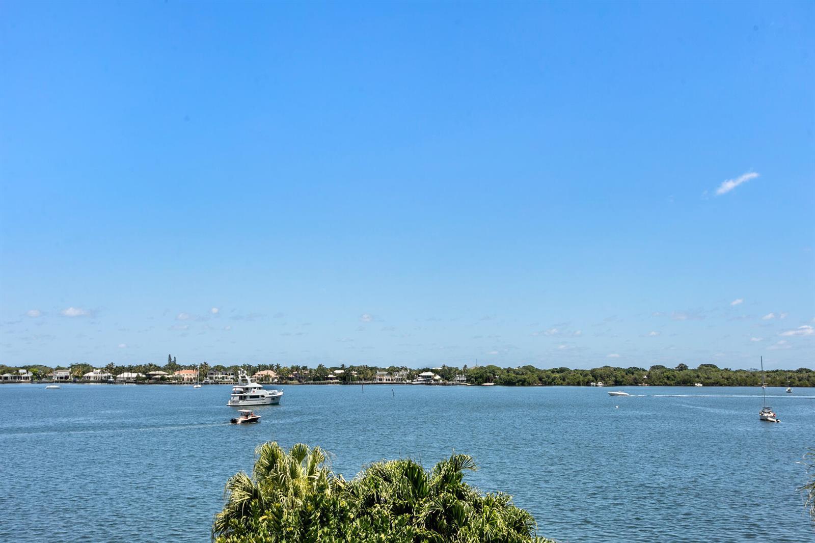 130 LAKESHORE Drive # 322, North Palm Beach FL 33408 photo 5