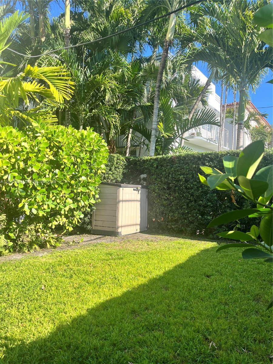 3917 N Meridian Ave # 102, Miami Beach FL 33140 photo 2
