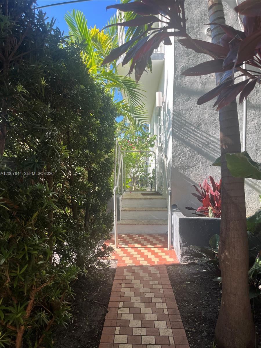 3917 N Meridian Ave # 102, Miami Beach FL 33140 photo 3