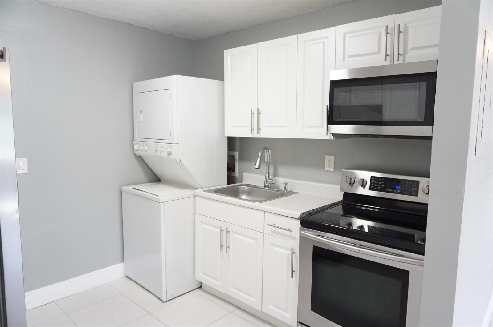 1456 W 29TH Street # 1, Riviera Beach FL 33404