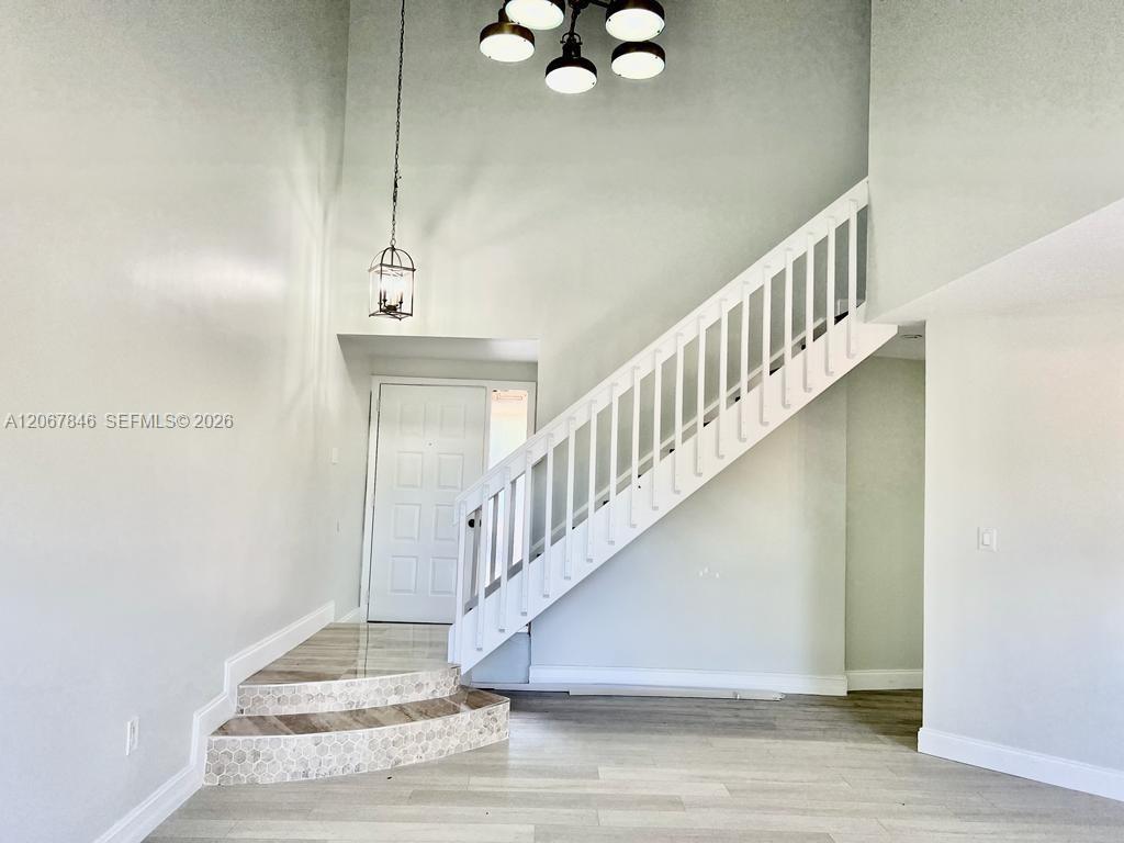 900 SW 113th Ter, Pembroke Pines FL 33025 photo 4