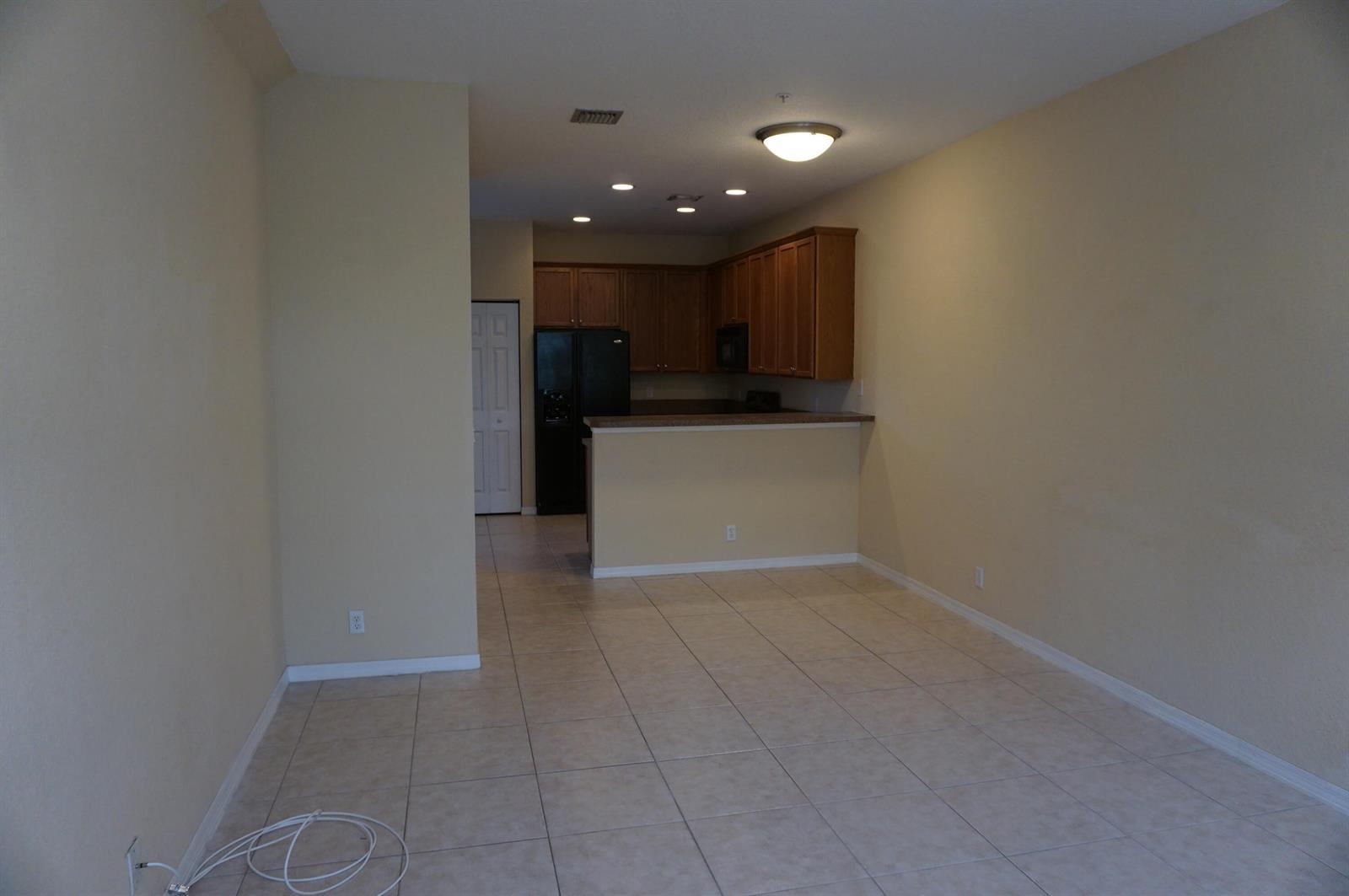 335 E Thatch Palm Circle # 105, Jupiter FL 33458 photo 4