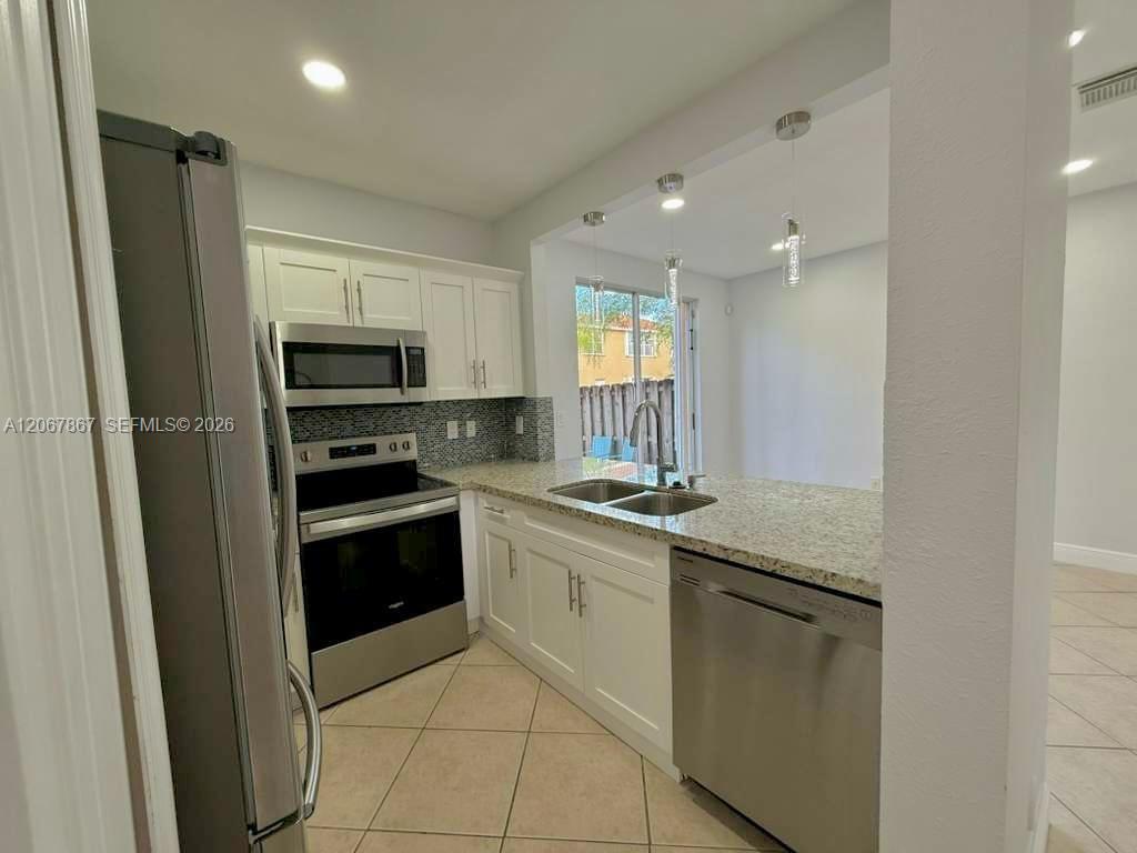 922 NW 134th Ave # 0, Pembroke Pines FL 33028 photo 5