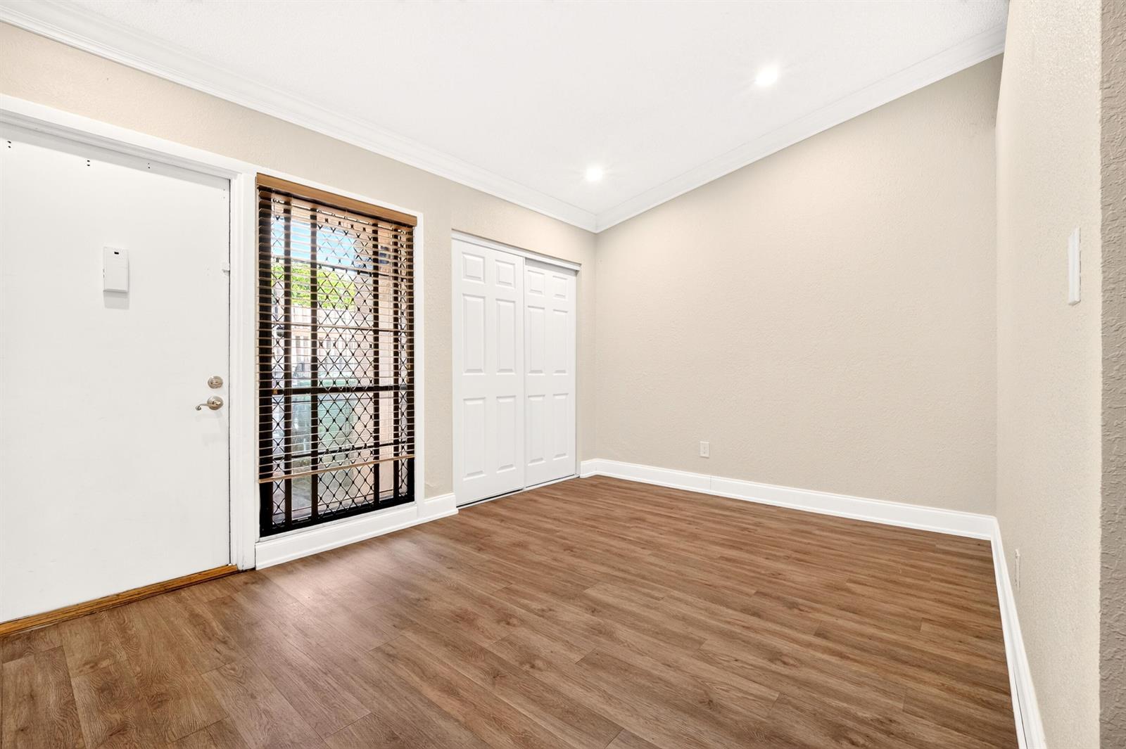 921 NW 122ND Terrace, Pembroke Pines FL 33026 photo 4