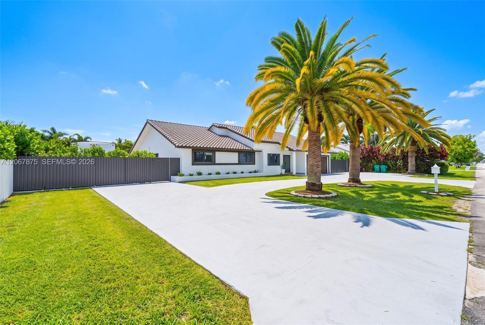 28451 SW 164th Ave, Homestead FL 33033 photo 3