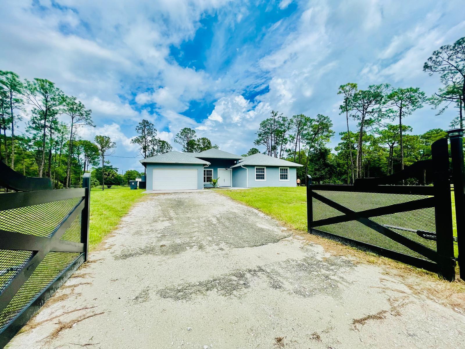 17225 78TH Road N, FL 33470