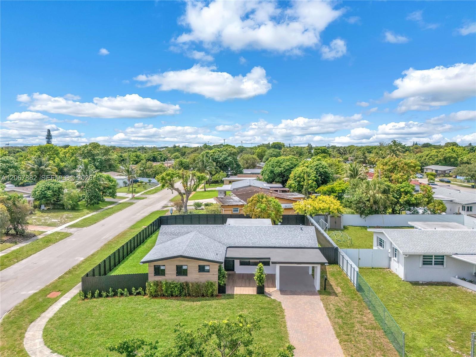 2840 SW 5th St, Fort Lauderdale FL 33312 photo 2
