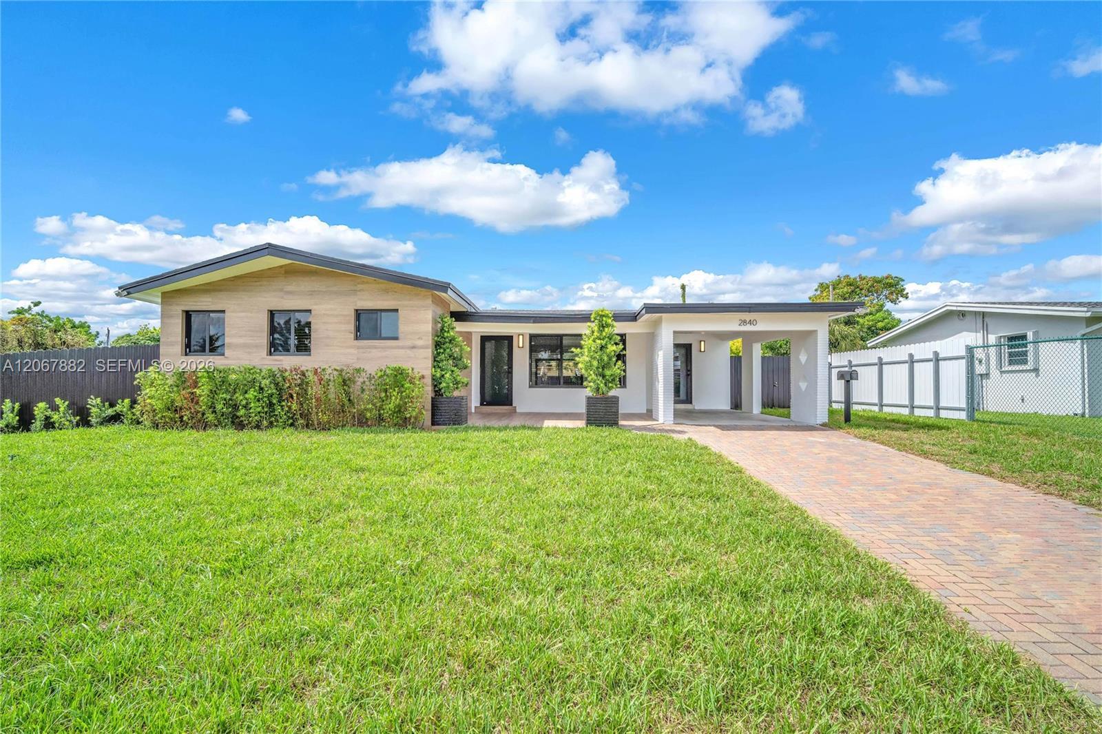 2840 SW 5th St, Fort Lauderdale FL 33312