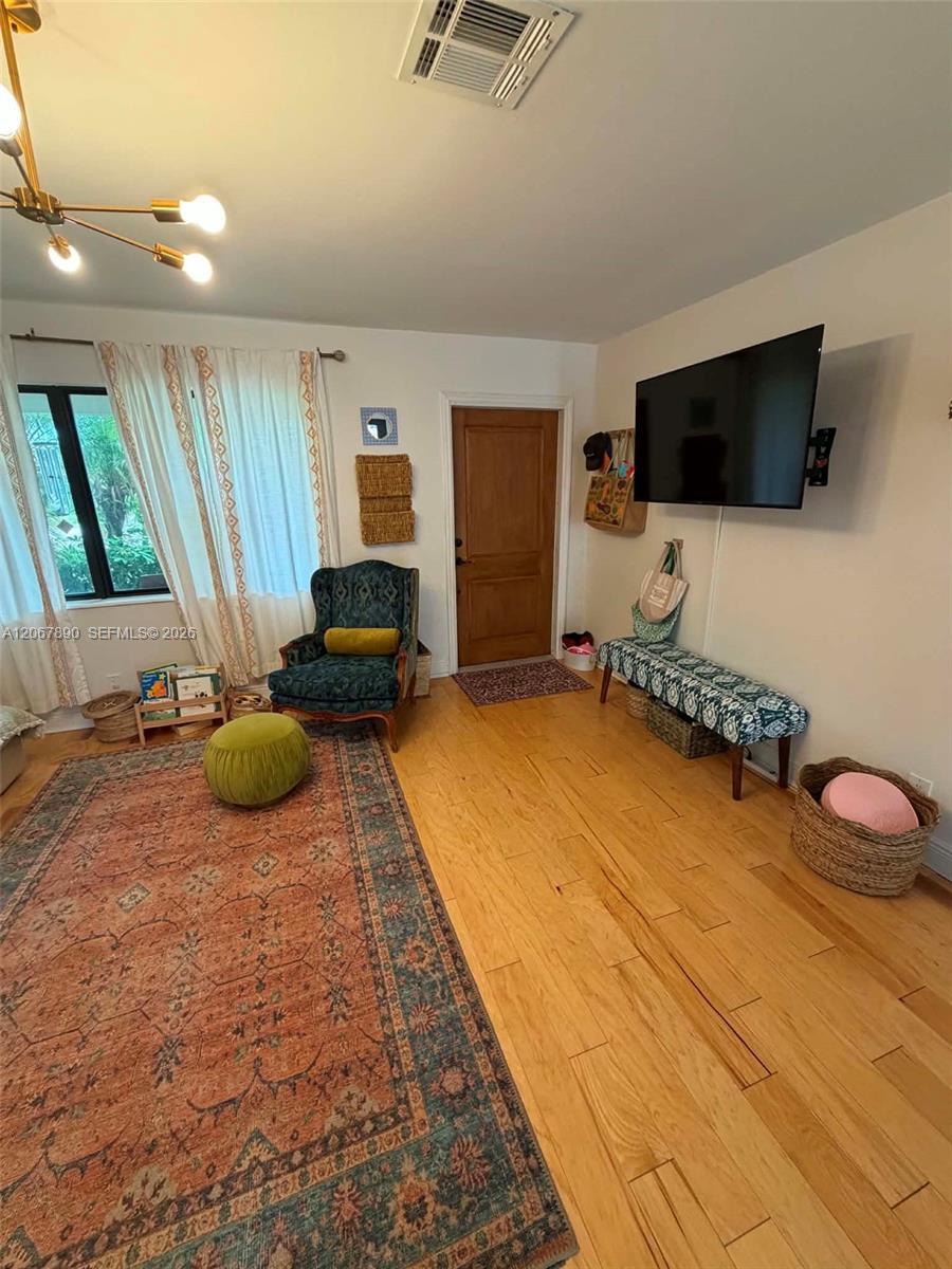 401 SE 3rd Pl, Deerfield Beach FL 33441 photo 2