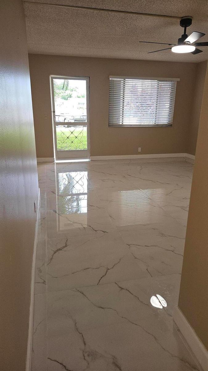 300 VILLAGE GREEN Circle S # 114, Palm Springs FL 33461 photo 2
