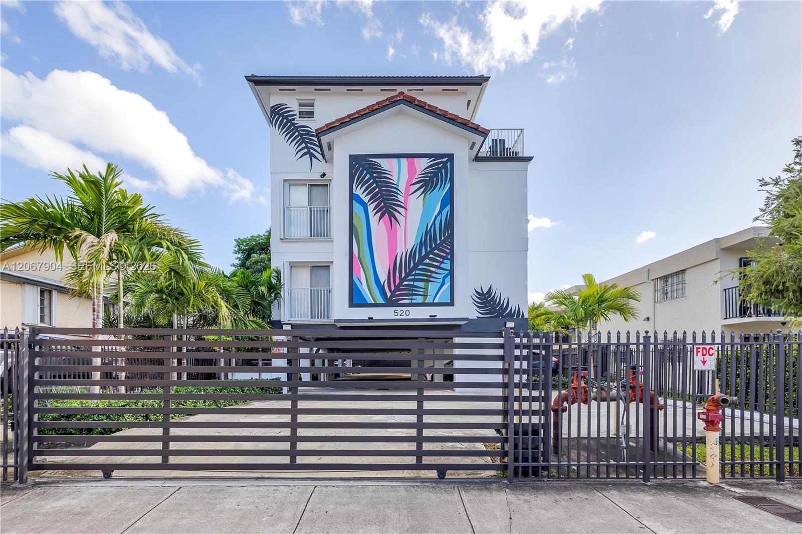 520 SW 5th St # 302, Miami FL 33130 photo 2