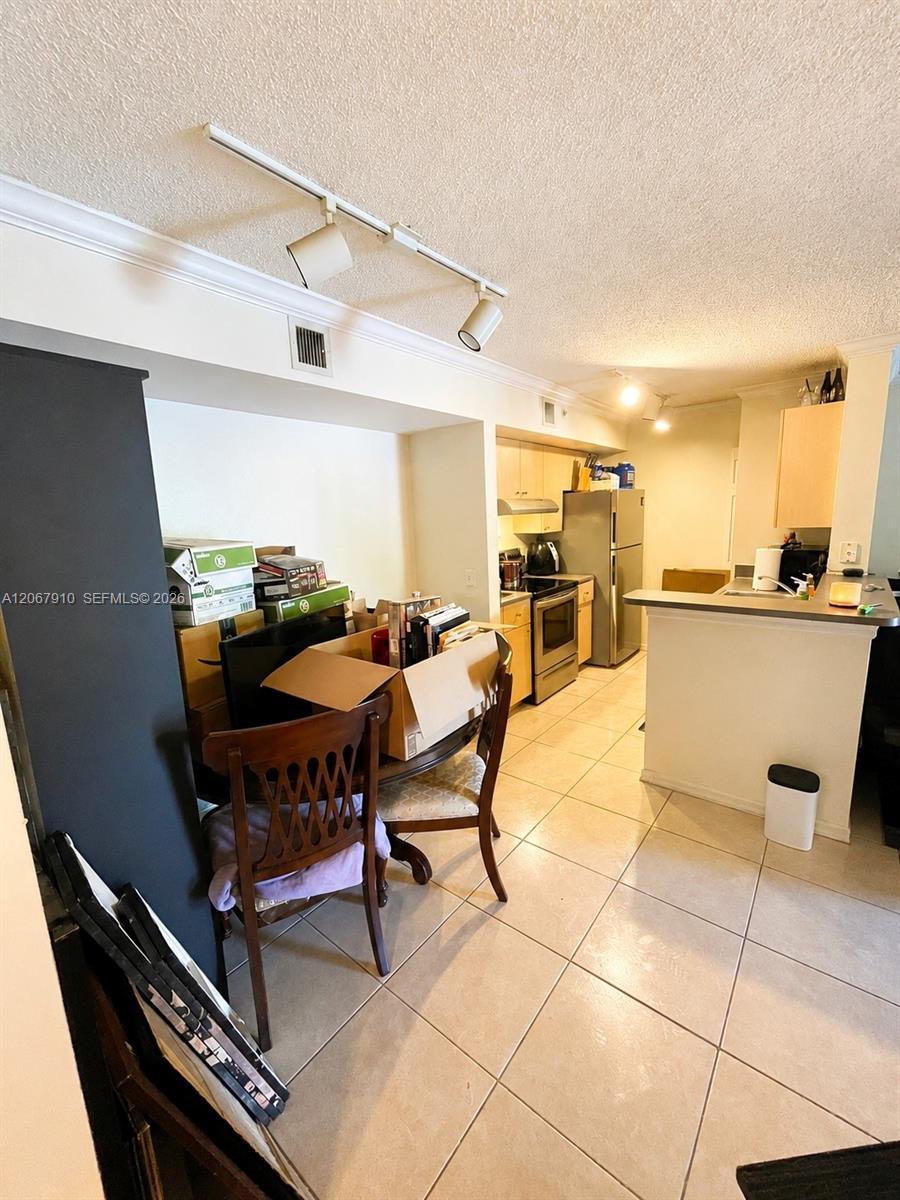 2457 Centergate Dr # 203, Miramar FL 33025 photo 4