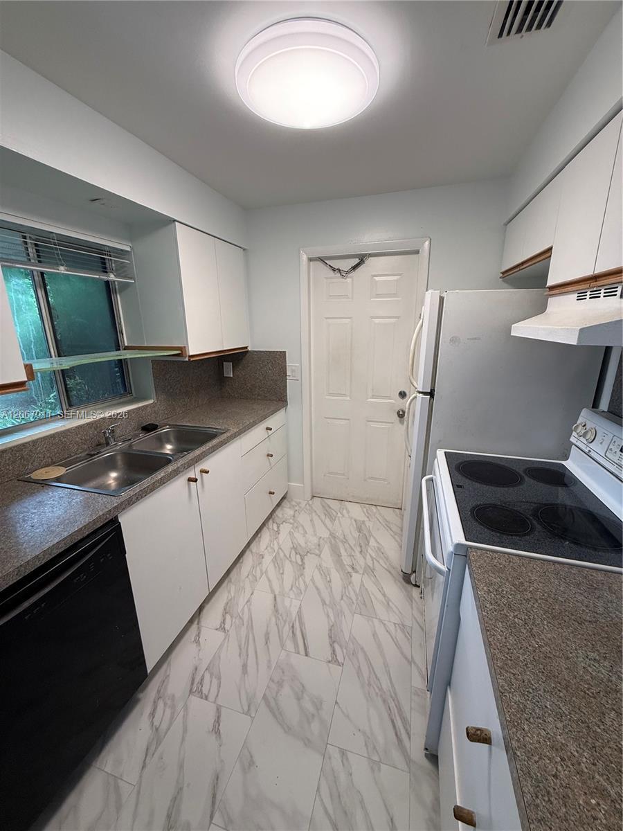 3558 Everglades Rd, Palm Beach Gardens FL 33410 photo 4