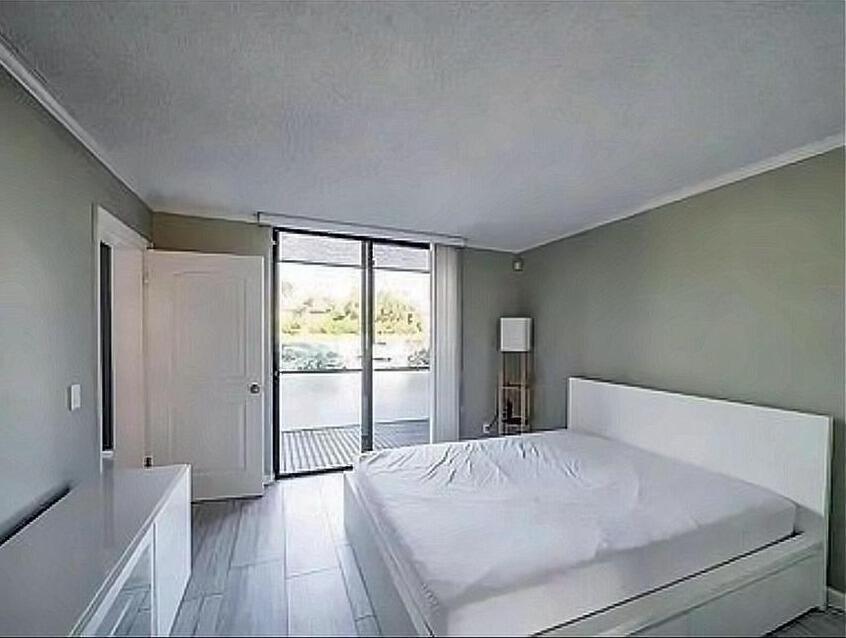 708 Executive Center Drive # 12, West Palm Beach FL 33401 photo 2