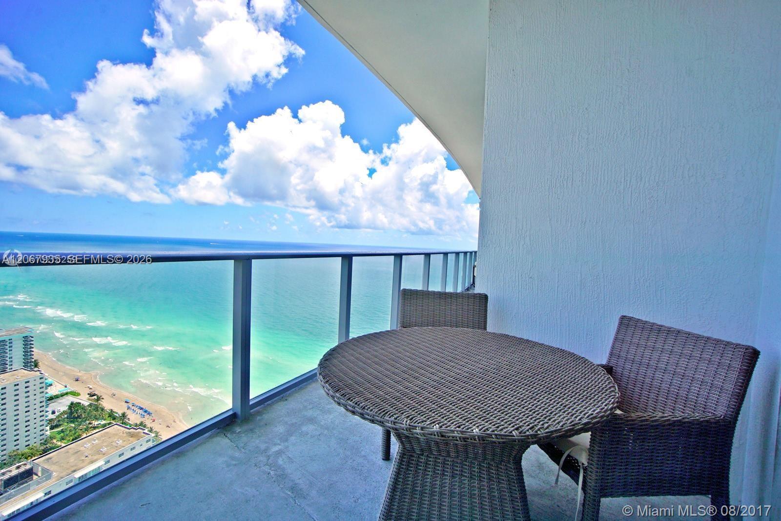 4111 S Ocean Dr, Hollywood FL 33019 photo 2