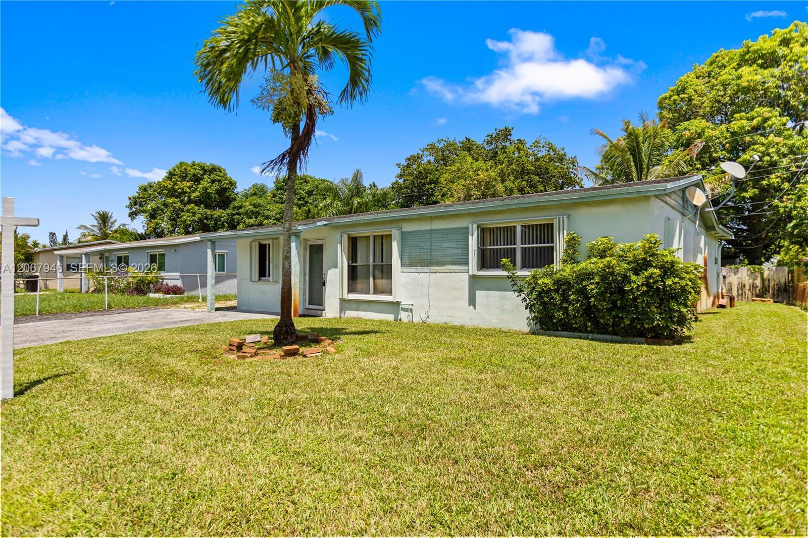 2030 NW 29th Ter, Fort Lauderdale FL 33311 photo 2