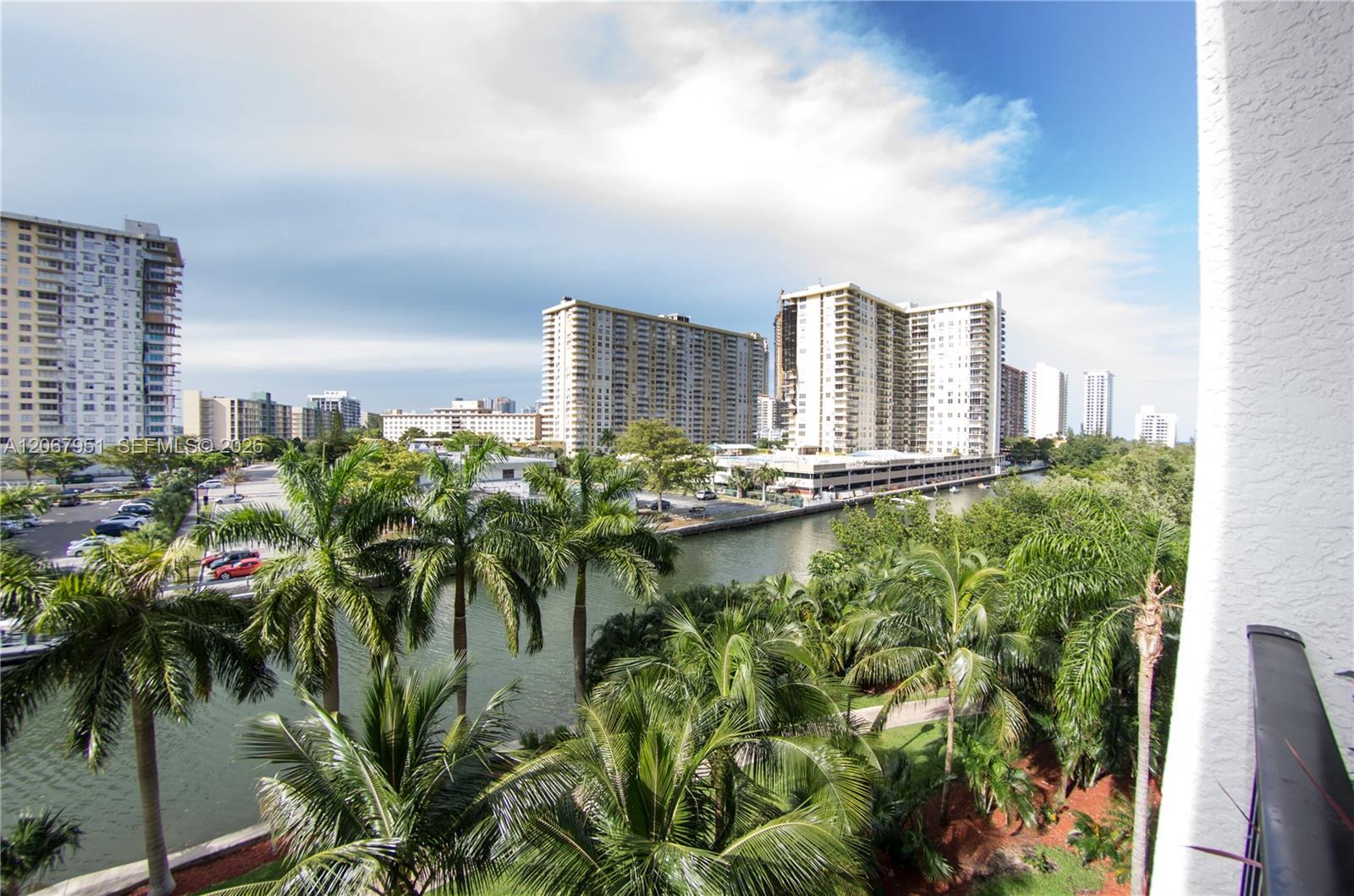 17150 N Bay Rd # 2512, Sunny Isles Beach FL 33160 photo 5