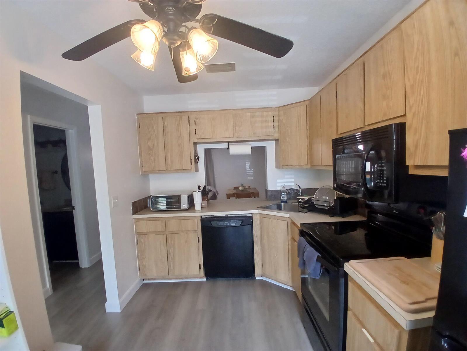 833 Hill Drive # D, West Palm Beach FL 33415 photo 3
