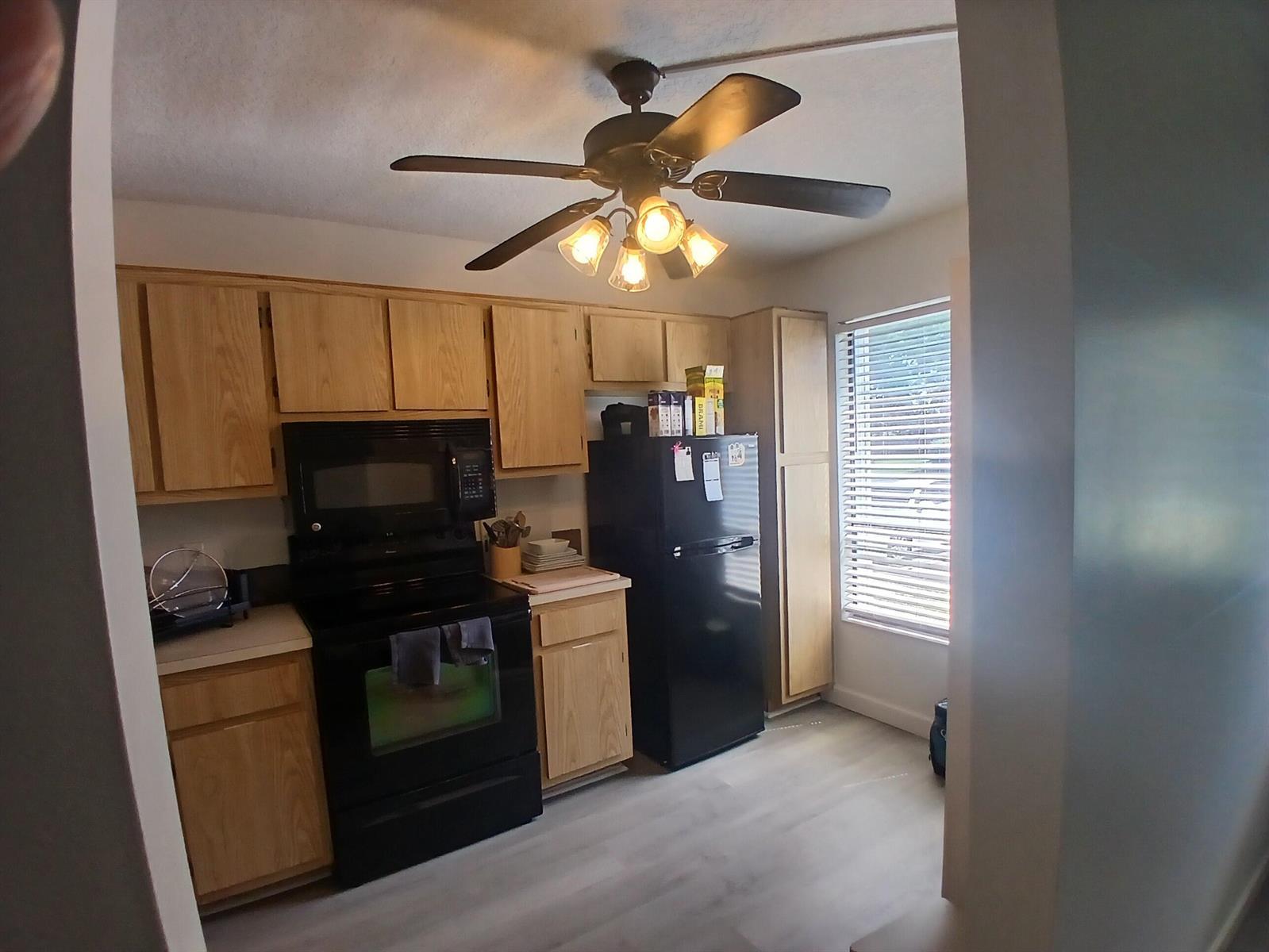 833 Hill Drive # D, West Palm Beach FL 33415 photo 4