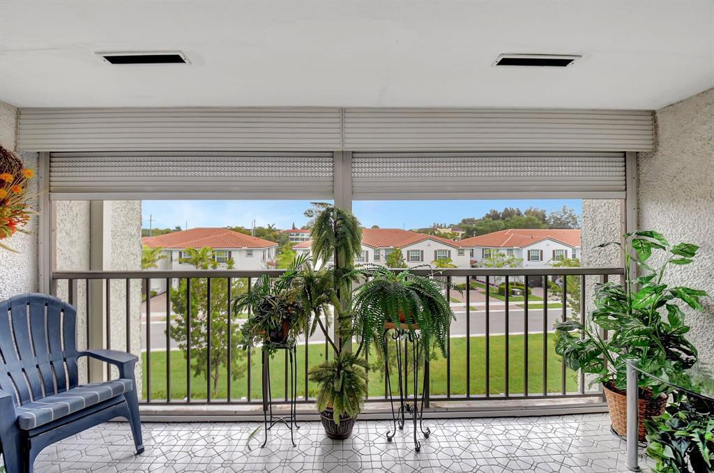 4070 TIVOLI Court # 307, Lake Worth FL 33467 photo 2