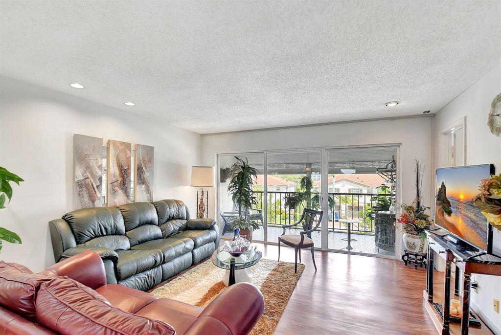 4070 TIVOLI Court # 307, Lake Worth FL 33467 photo 3