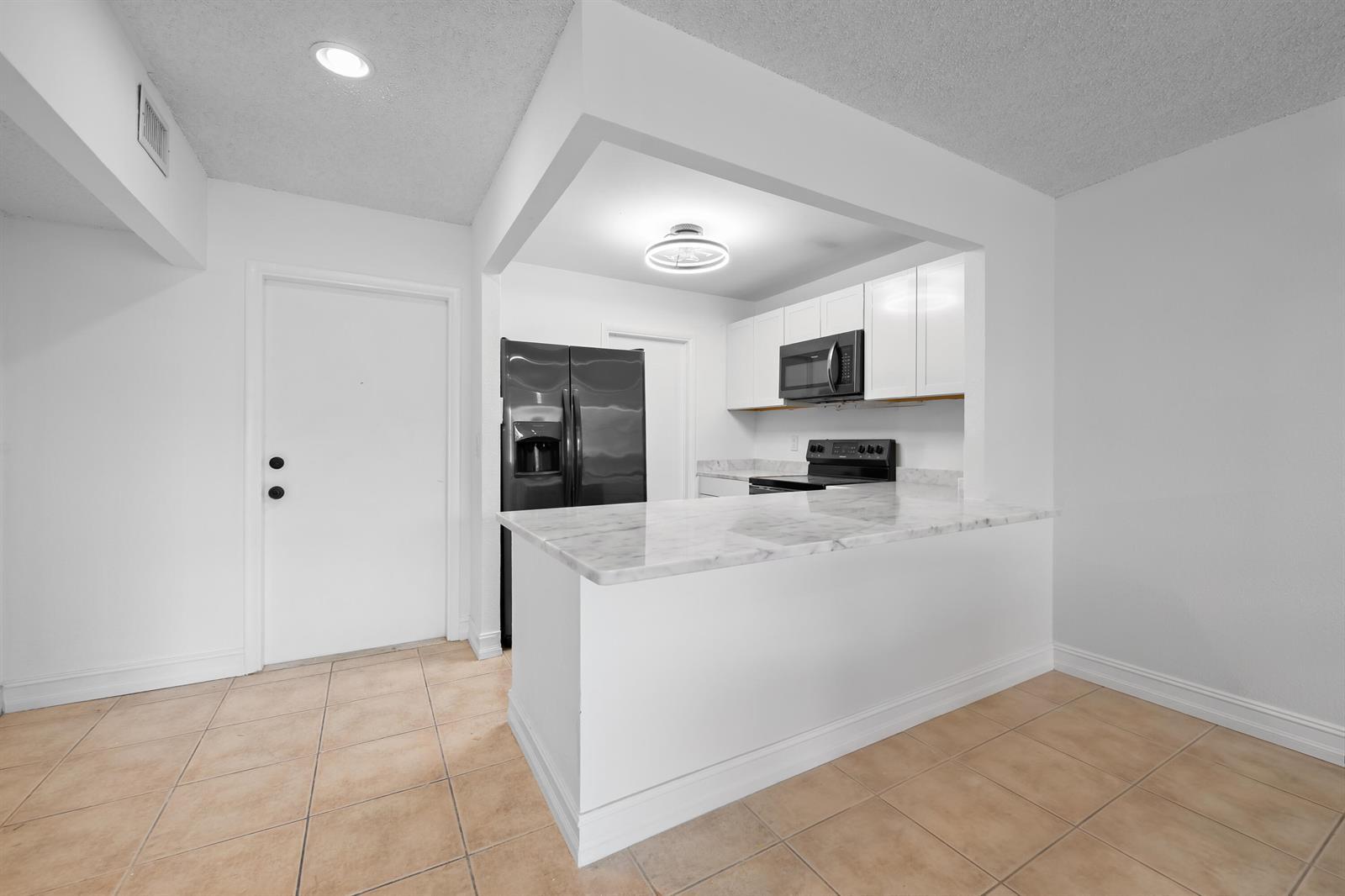430 SE 2ND Avenue # 21, Deerfield Beach FL 33441 photo 3