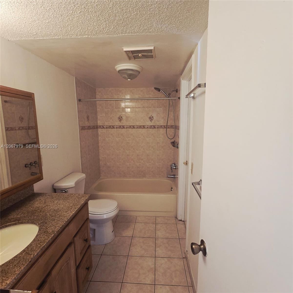 580 NW 114th Ave # 201, Sweetwater FL 33172 photo 4