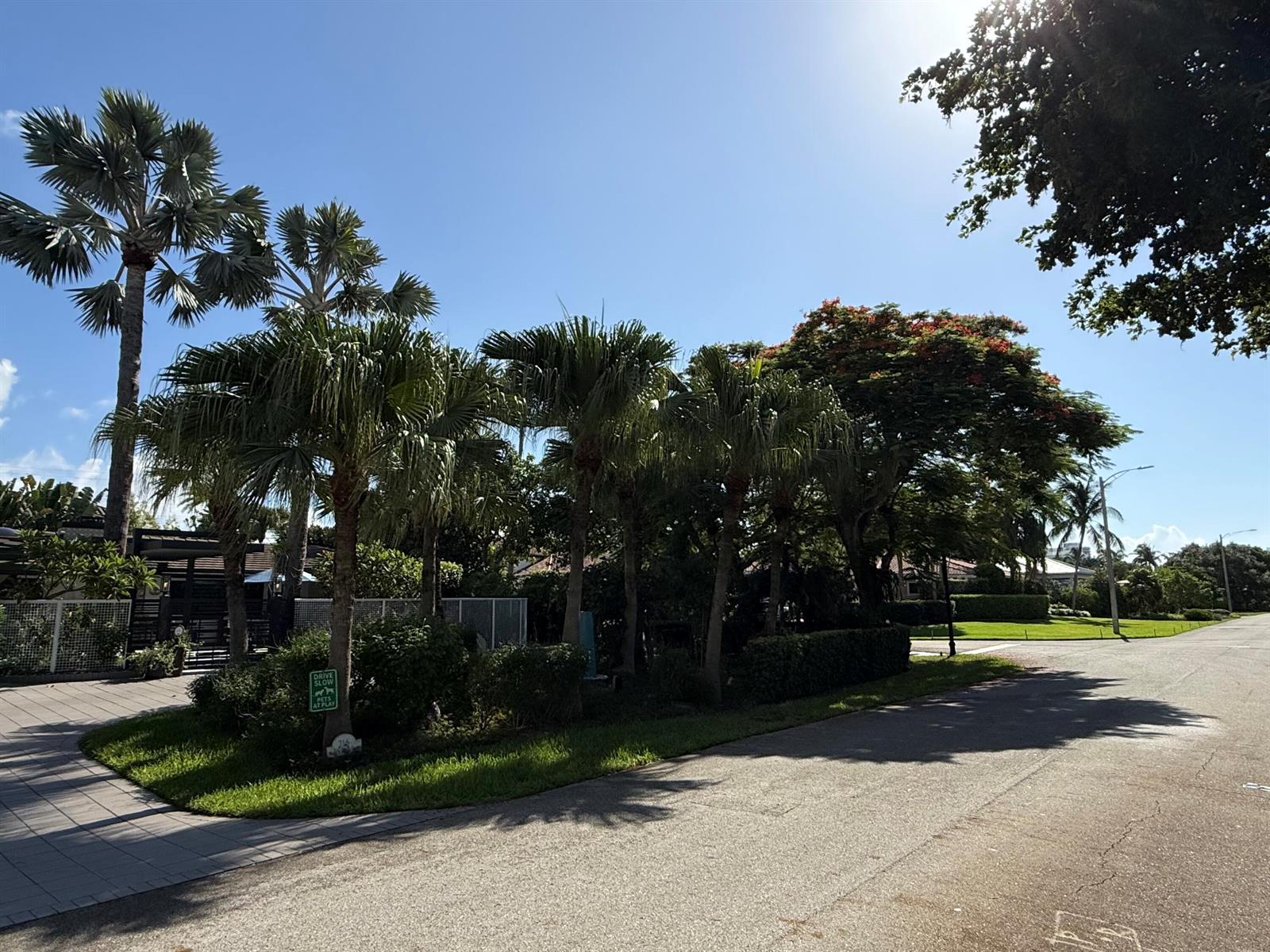 716 Middle River Drive, Fort Lauderdale FL 33304 photo 2