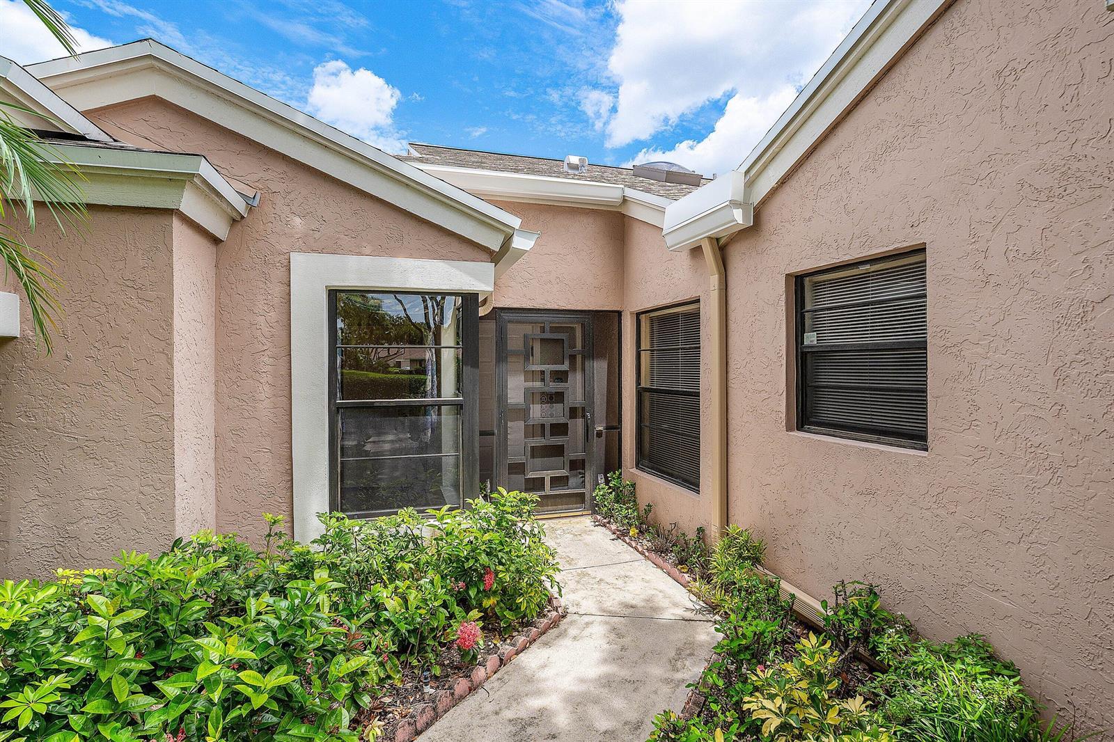 8271 SUN LAKE Drive, Boca Raton FL 33496 photo 2