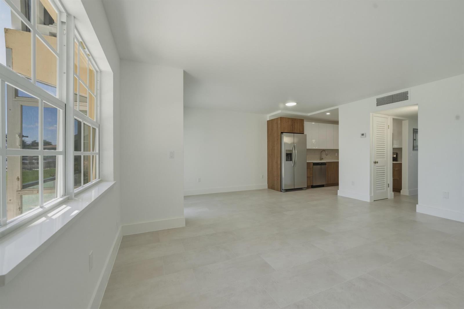 700 Pine Drive # 105, Pompano Beach FL 33060 photo 5