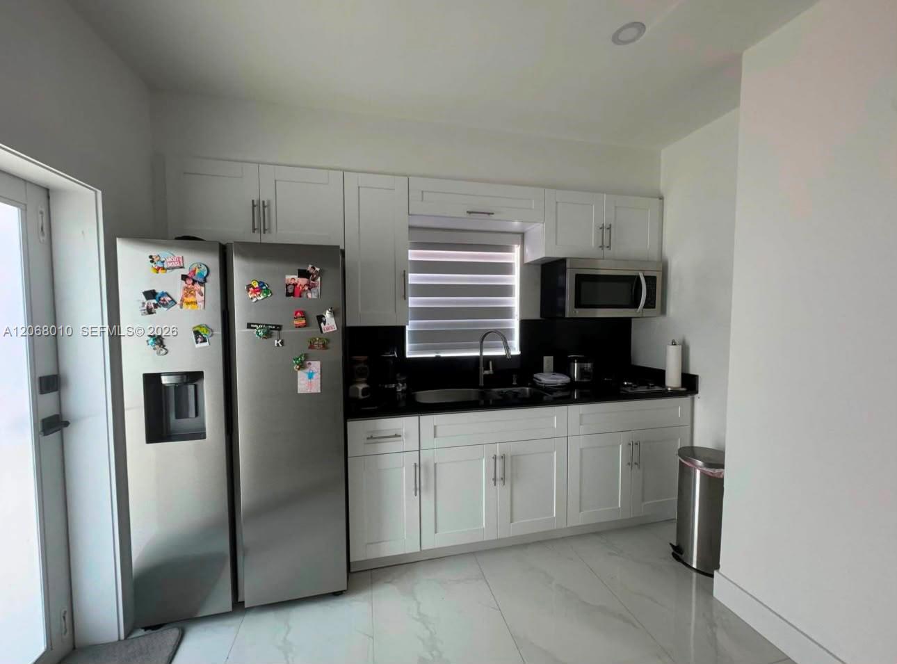 14660 SW 86th St # 1, Miami FL 33183