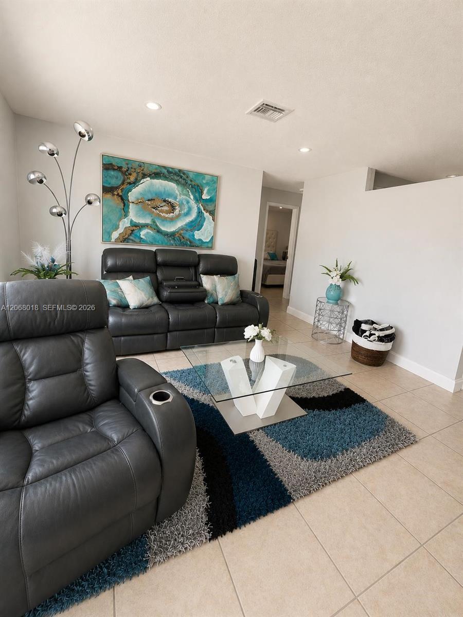 4910 SW 16th St, Fort Lauderdale FL 33317 photo 3