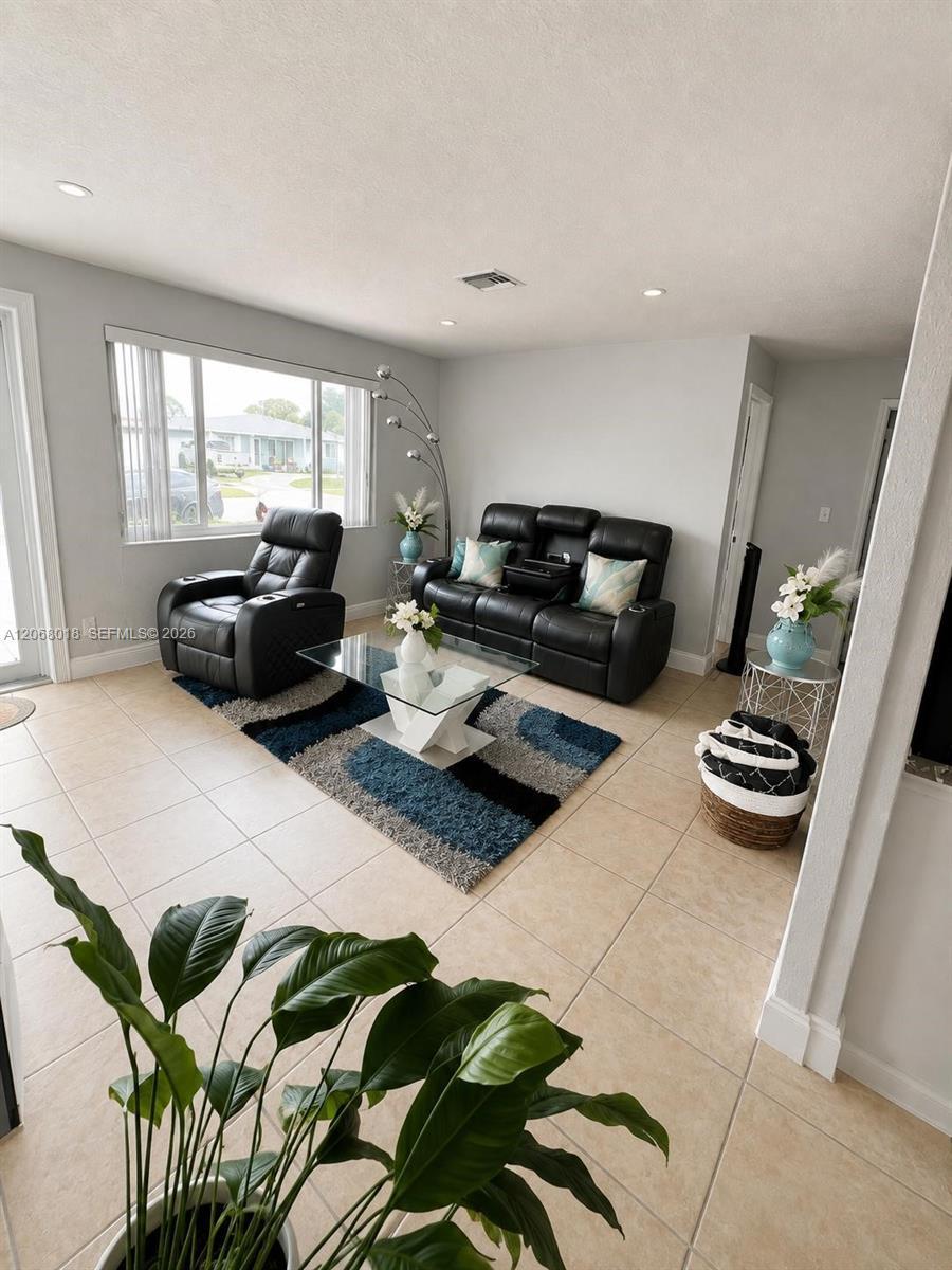 4910 SW 16th St, Fort Lauderdale FL 33317 photo 4