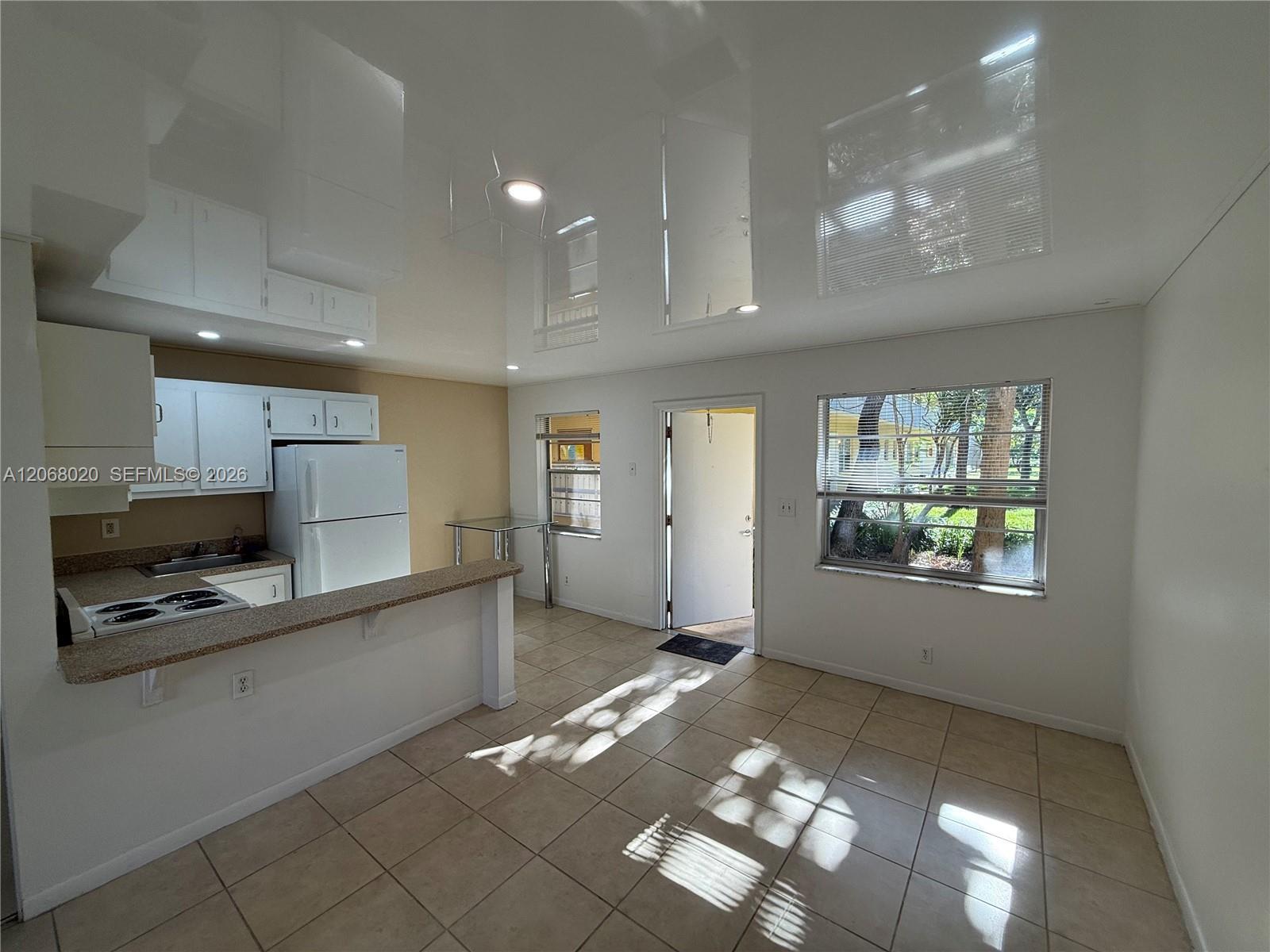 5168 NE 6th Ave # 407, Oakland Park FL 33334