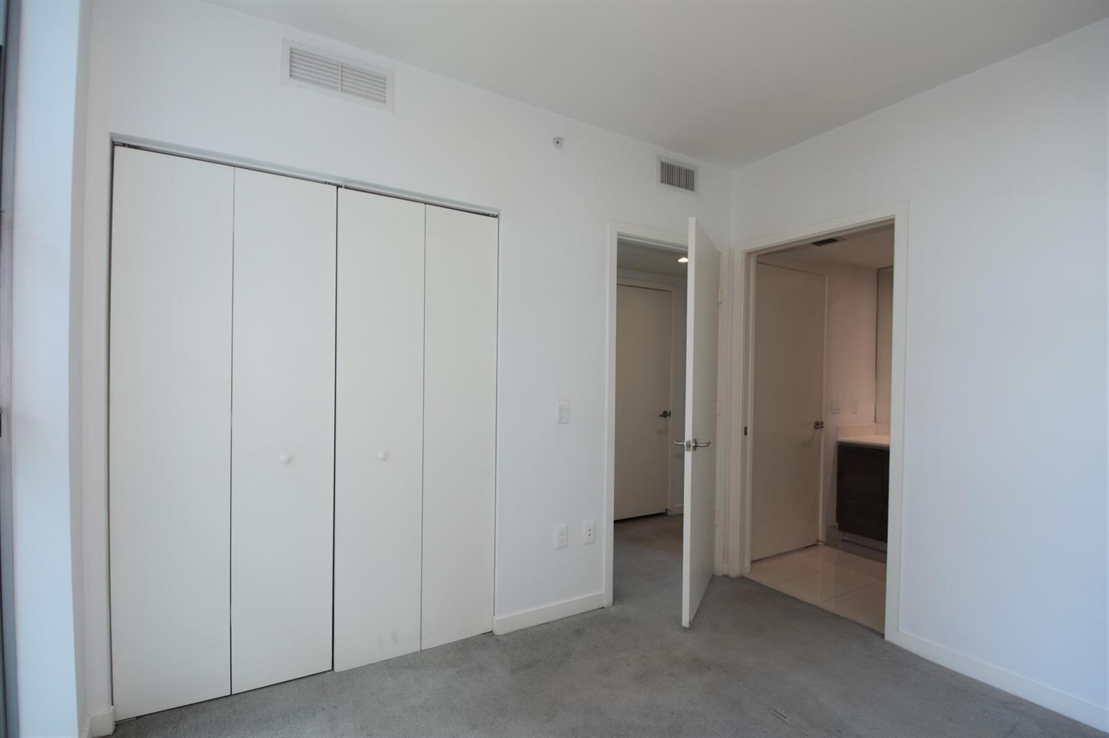 1100 S Miami Avenue # 2207, Miami FL 33130 photo 2
