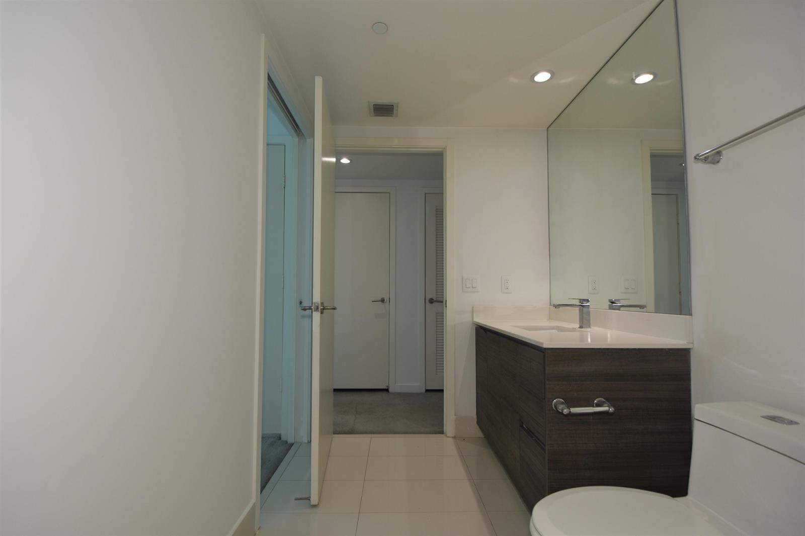 1100 S Miami Avenue # 2207, Miami FL 33130 photo 5