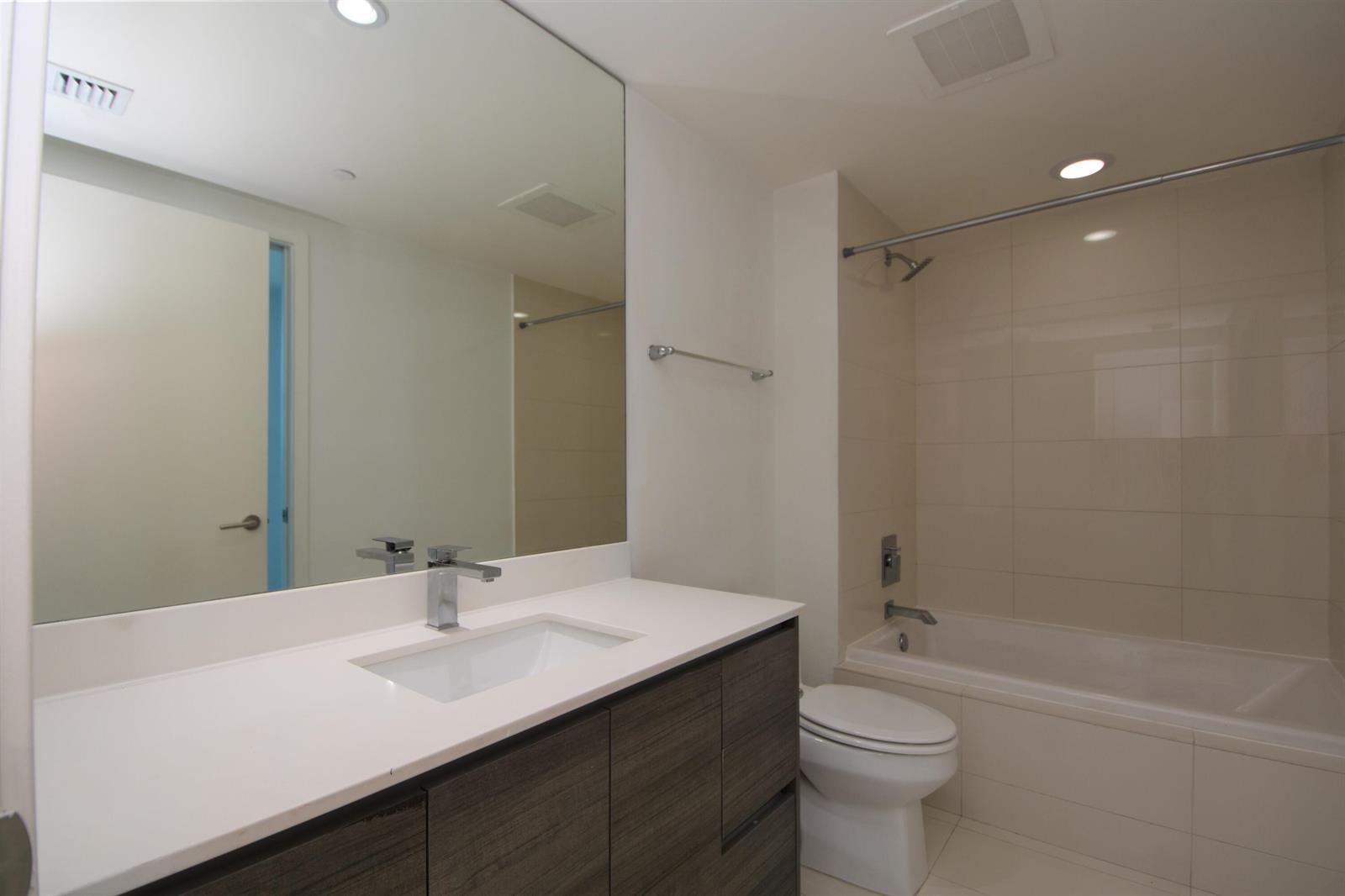 1100 S Miami Avenue # 2207, Miami FL 33130 photo 4