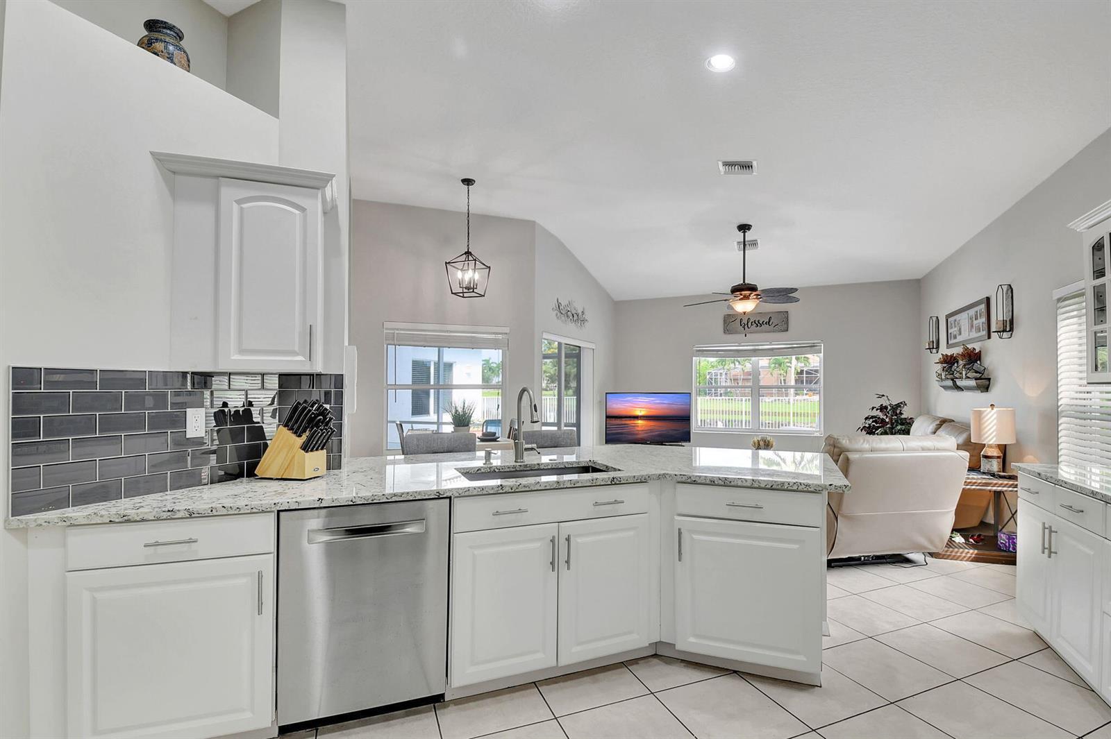 11723 WATERBEND Court, Wellington FL 33414 photo 4