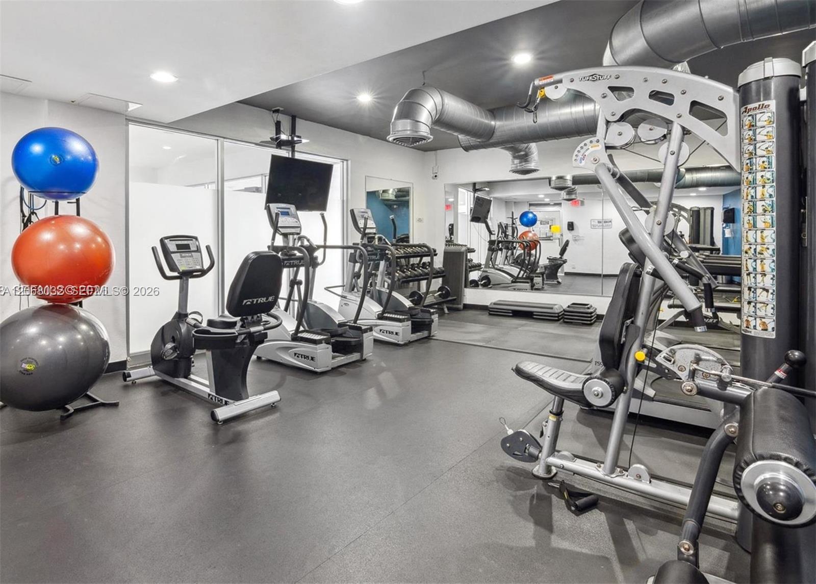 401 Golden Isles Dr # 503, Hallandale Beach FL 33009 photo 4