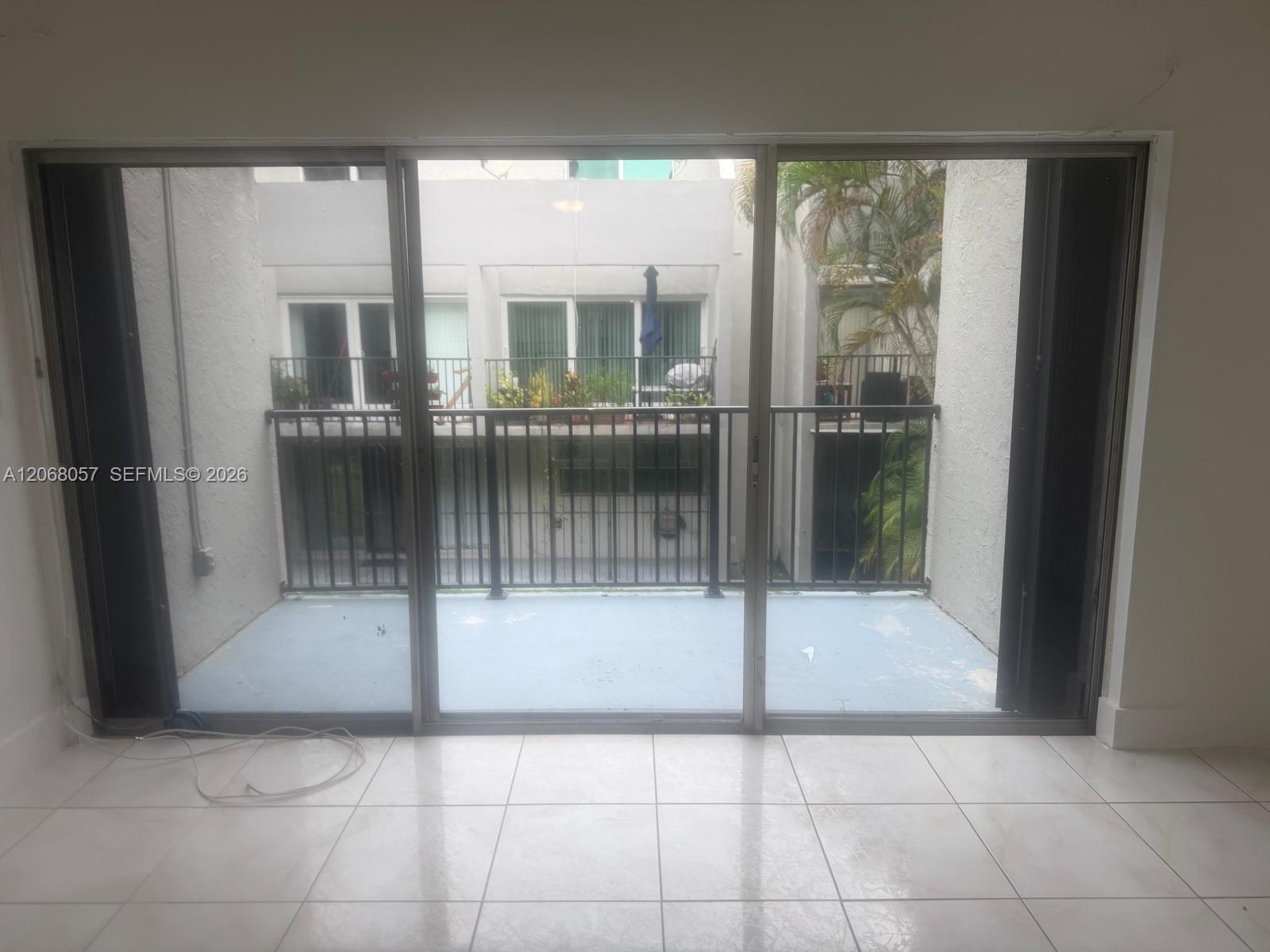 30 NW 87th Ave # C223, Miami FL 33172 photo 5