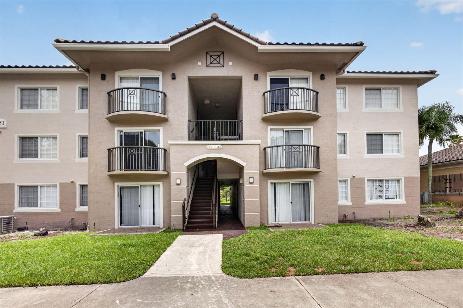 4151 N Haverhill Road # 1504, West Palm Beach FL 33417