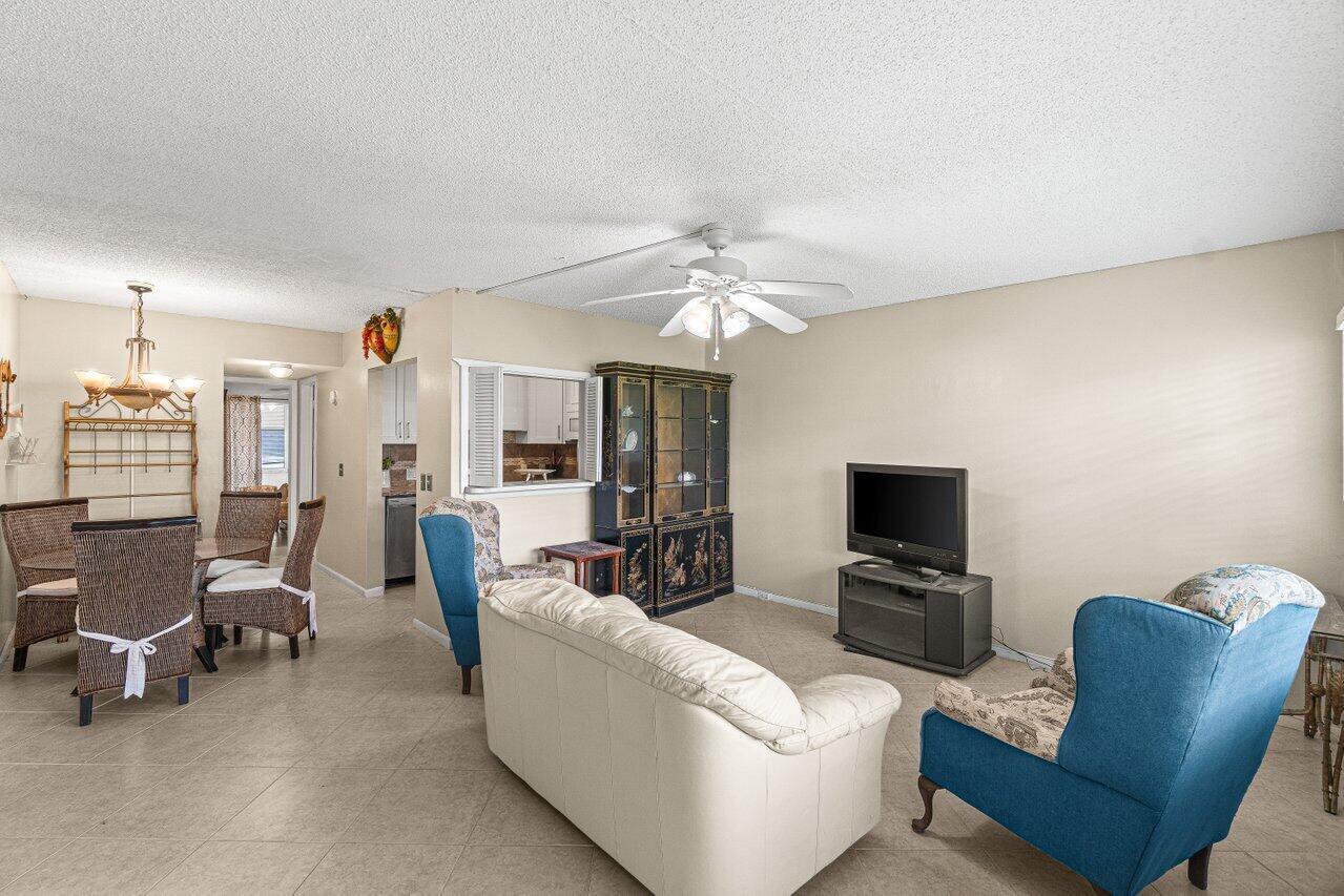 175 Suffolk E # 175, Boca Raton FL 33434 photo 5
