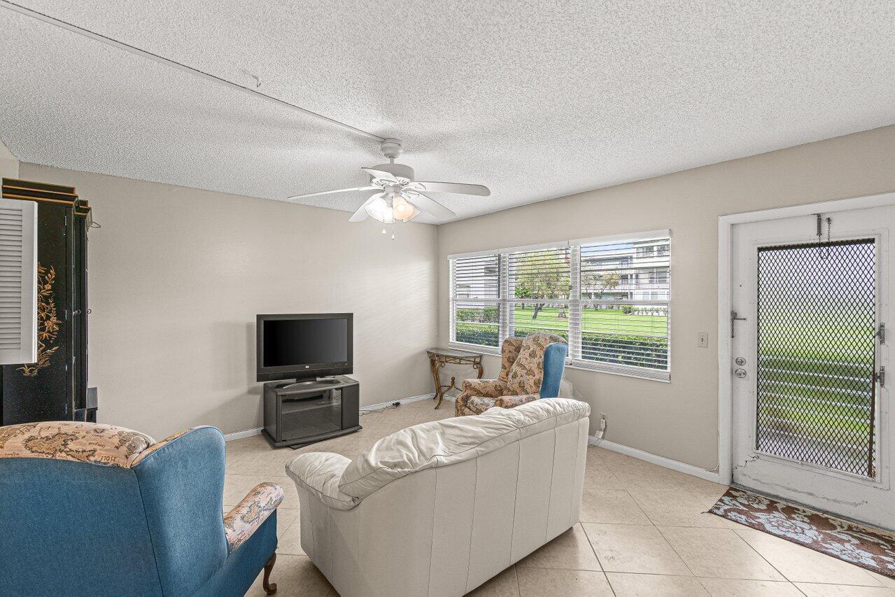 175 Suffolk E # 175, Boca Raton FL 33434 photo 4