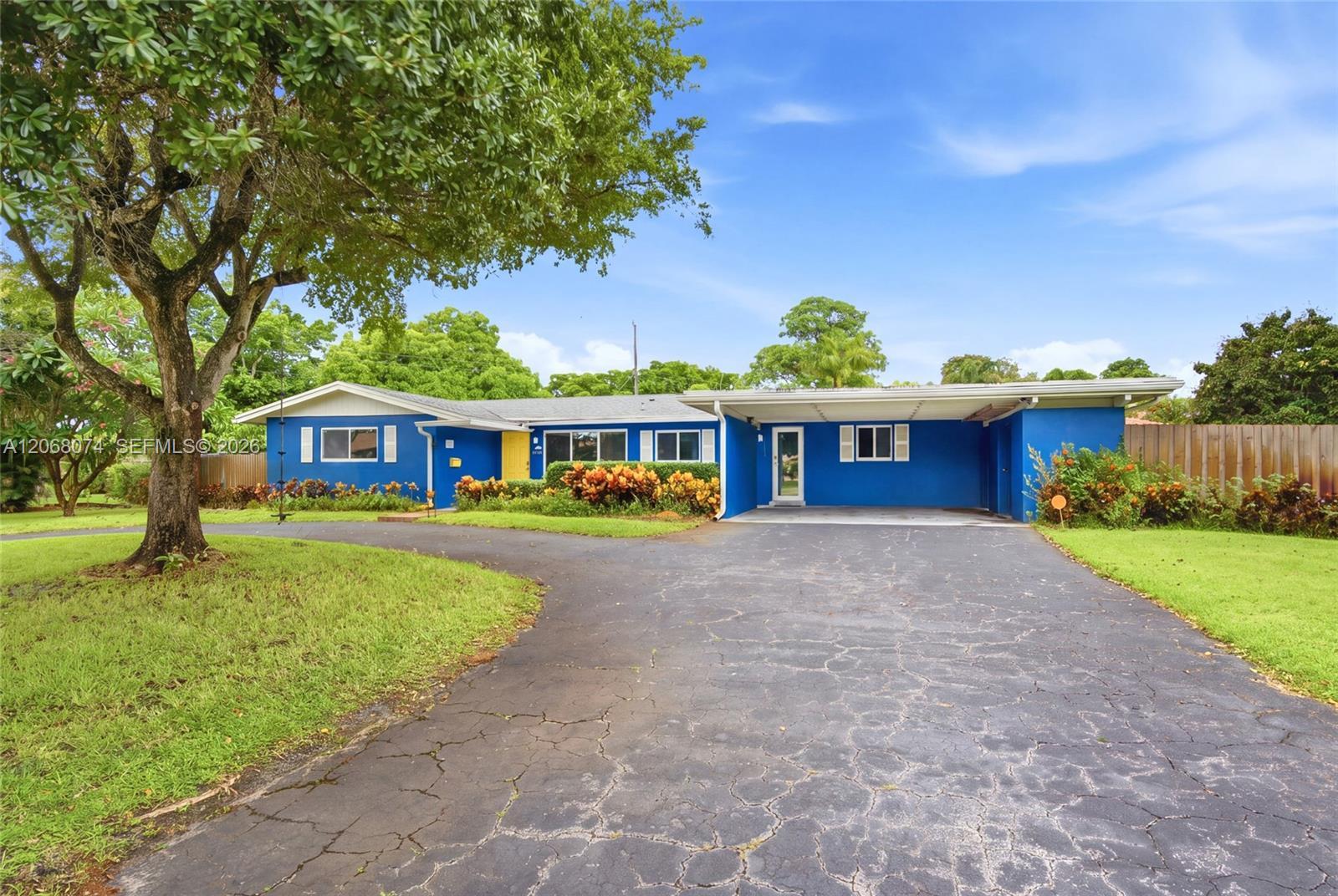 341 SW 54th Ave, Plantation FL 33317