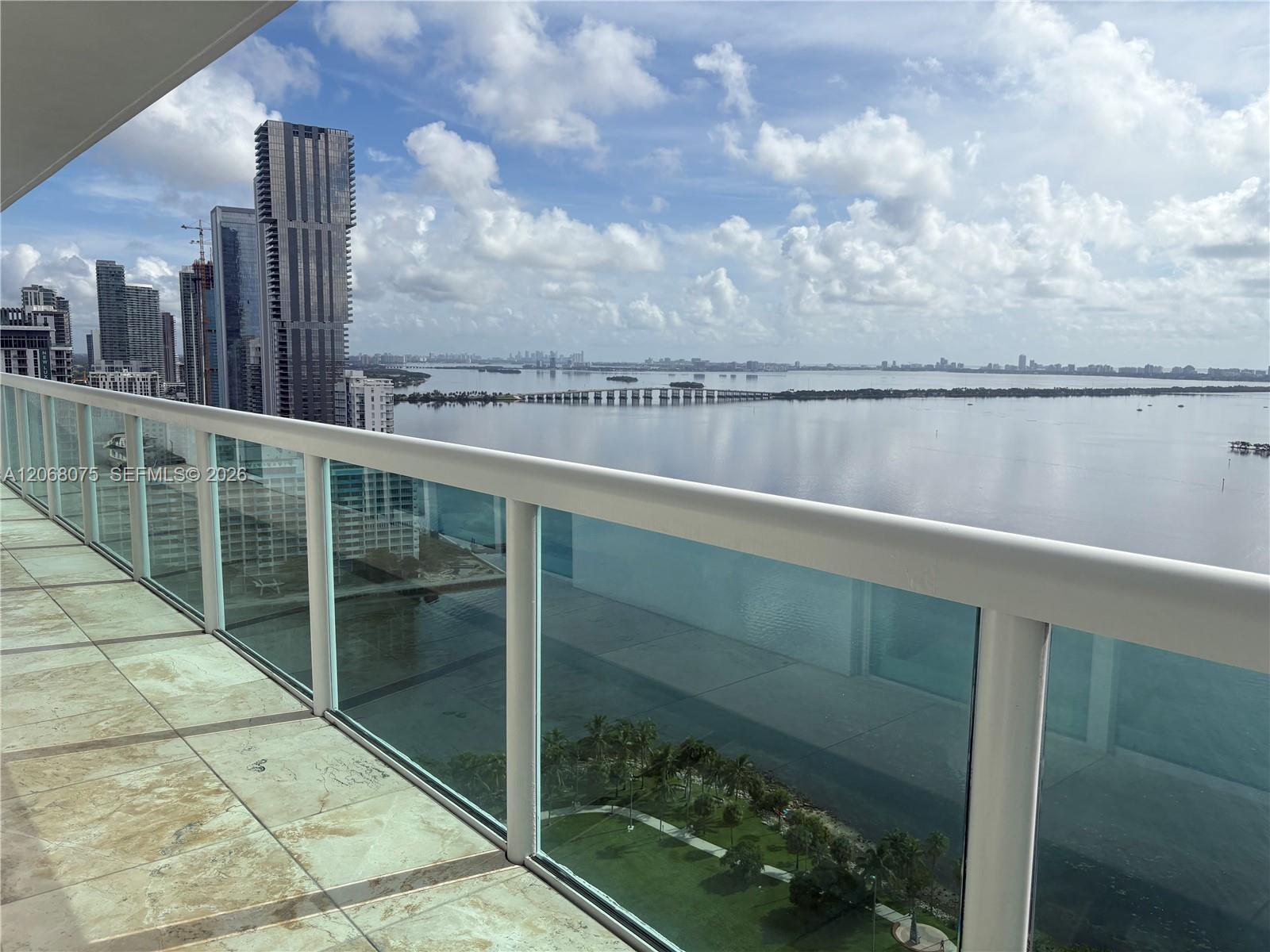 1800 N Bayshore Dr # 3007, Miami FL 33132 photo 2