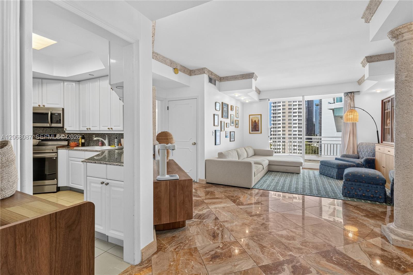 888 Brickell Key Dr # 1600, Miami FL 33131 photo 3