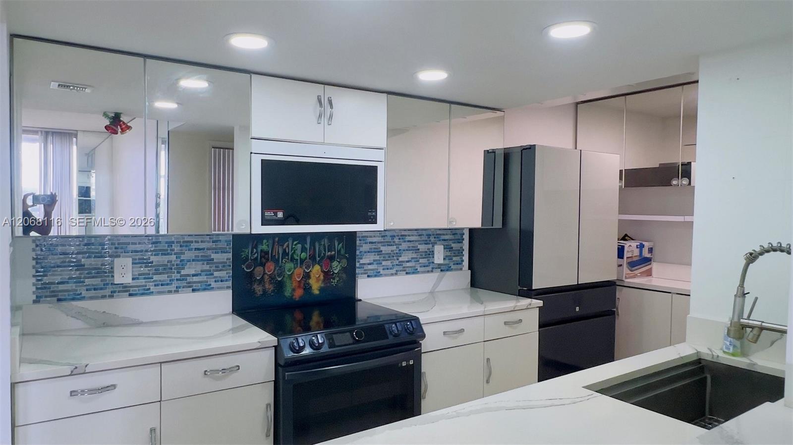 777 S Federal Hwy, Pompano Beach FL 33062 photo 2